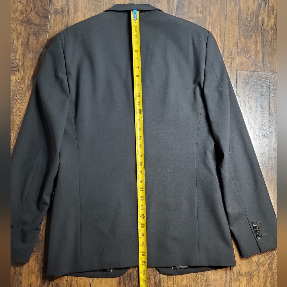 Theory men’s 40R black suit coat - Picture 7 of 11